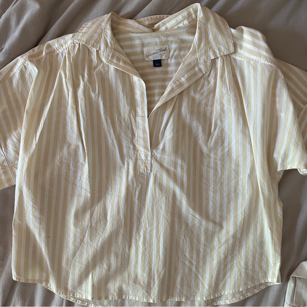 Universal Thread striped top